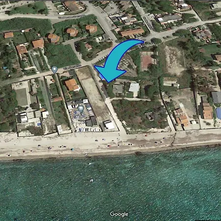 46 Meters From The Beach - Ground Floor - The 60 Steps Apartment *